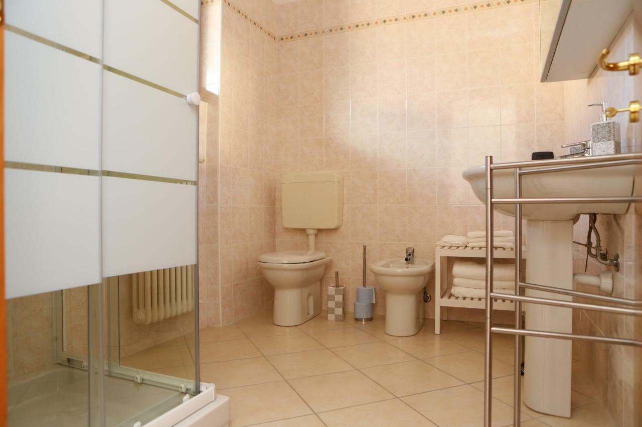 Casa "Giardino Sulla Baia" Apartment Colico Ngoại thất bức ảnh